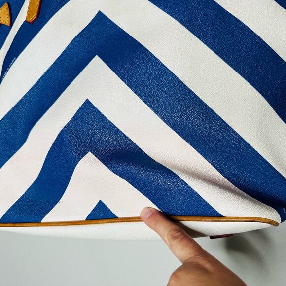 DOONEY & BOURKE Navy White Chevron Zigzag Fringe Accent Satchel Bailey Tote Bag - Picture 8 of 11